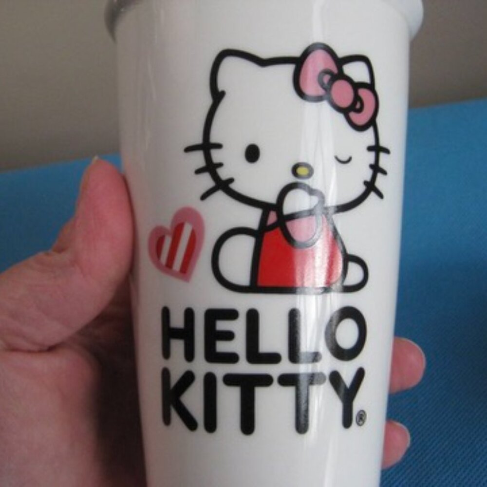Vintage 2012 Hello Kitty Sanrio Valentine's Day Hearts Ceramic Coffee Cup - Picture 12 of 14
